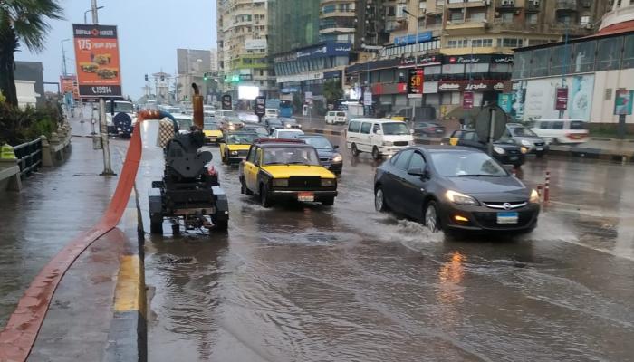 «توقعات بأمطار غزيرة وانخفاض ملحوظ في درجات الحرارة بمصر»