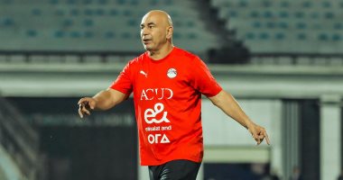 «دعماً لروح التعاون» حسام حسن يقف بجانب حسن شحاتة في محنته الصحية متمنياً له الشفاء العاجل