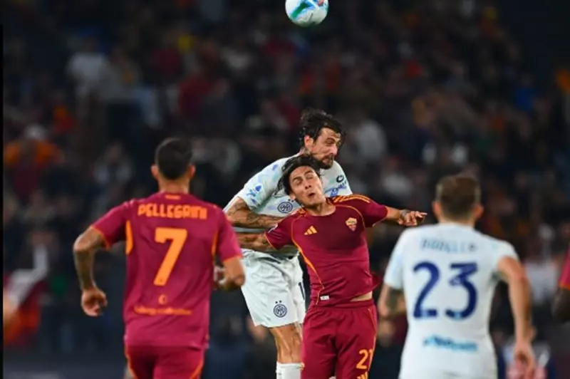 «إنتر ميلان يسعى لتعزيز دفاعه من خلال التعاقد مع مدافع برشلونة»