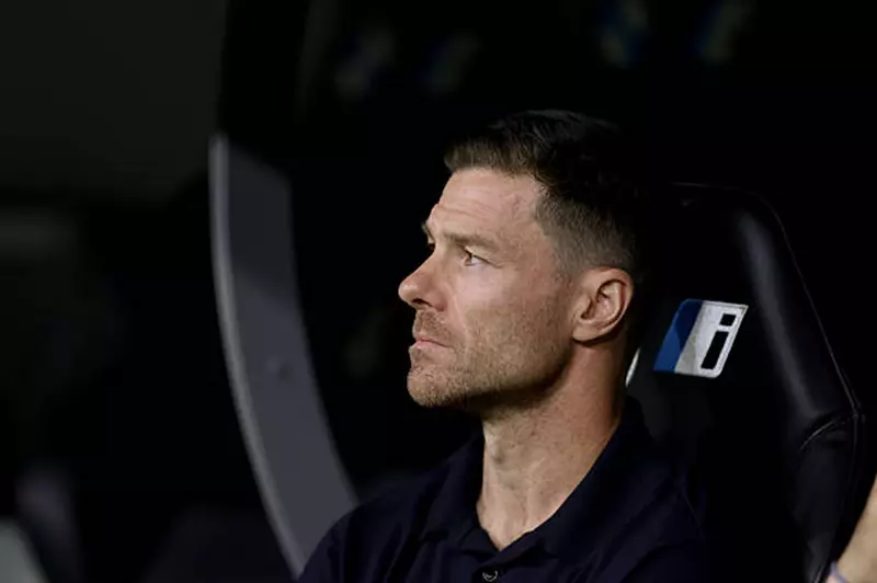 «تباين الآراء بين لاعبي ريال مدريد حول دور ألونسو في الفريق»