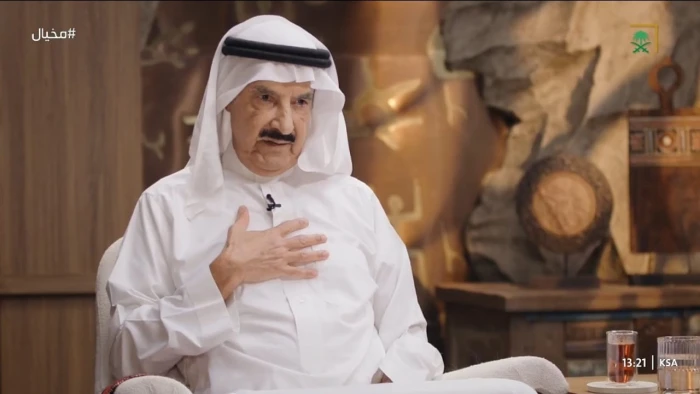 «لحظات مثيرة من التحول» عبدالعزيز الحقيل يتحدث عن كواليس مقابلته مع هشام ناظر الذي أنهى وظيفته بوزارة البترول ونقله إلى “أرامكو” وأول راتب له فيها