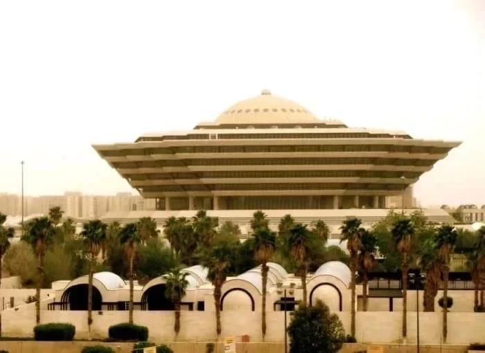 «العدالة تأخذ مجراها» تنفيذ حكم القتل قصاصاً بحق المواطن طارق العمراني في تبوك لقتله حسن العطوي