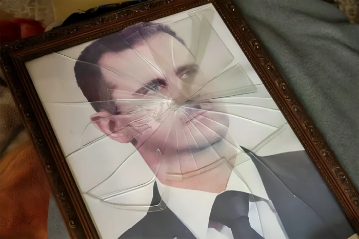 «حياة جديدة في روسيا.. تفاصيل مثيرة عن الهارب بشار الأسد وافتتاحه “دكانة” لكسب لقمة العيش»