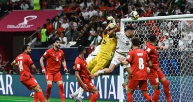 «خروج محبط للمنتخب المصري من كأس العرب» الفراعنة يتعادلون مرتين ويفشلون في الفوز على الأردن بثلاثية، حلمى طولان يعجز عن تحقيق الانتصار ويعاني من غياب الدفاع ورقابة المهاجمين