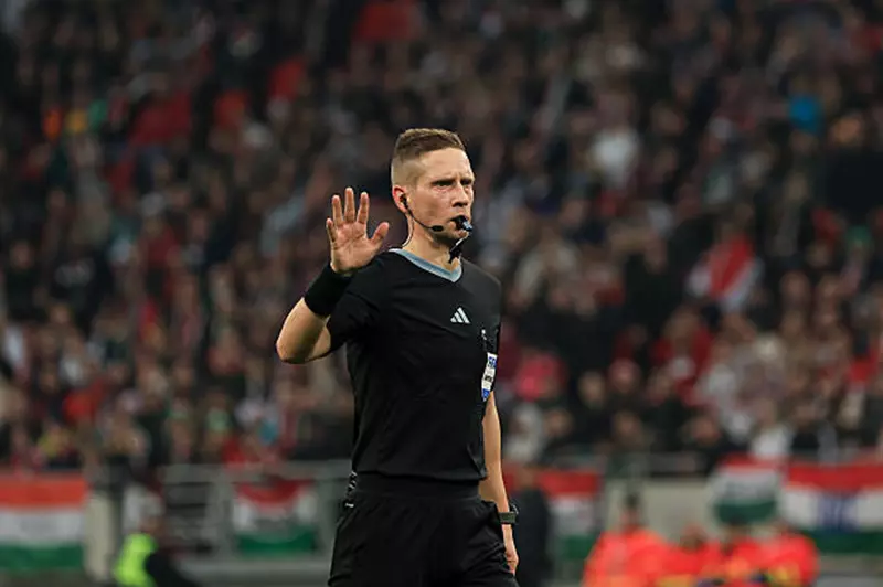 «تعيين حكام مباراة مصر والكويت في كأس العرب»