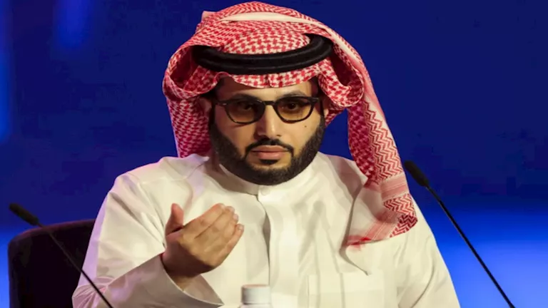 «مدحت شلبي يعلن خبرًا مفرحًا للجماهير بخصوص كأس العرب»