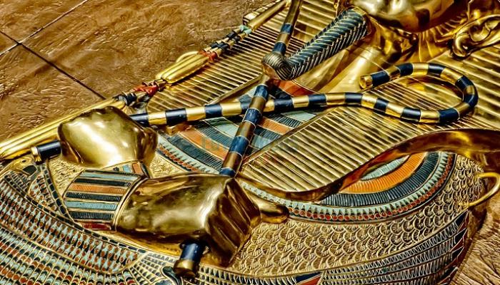 «الكشف عن أسرار دراسة شفرة الذهب النهري في مصر القديمة»