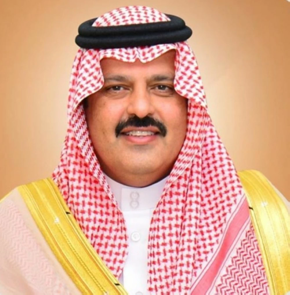 «تضامن إنساني» أمير حائل يعبّر عن تعازيه لأسرة الحليان