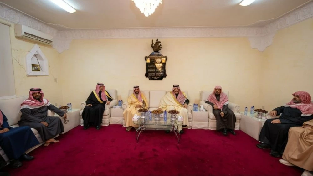 «تعازي أمير حائل ونائبه لأسرة رمال في وفاة فقيدهم»