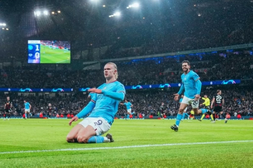 «نهاية عصر الانزلاق الشهير» الدوري الإنجليزي يمنع احتفال الركبة ويتوعد بعقوبات صارمة