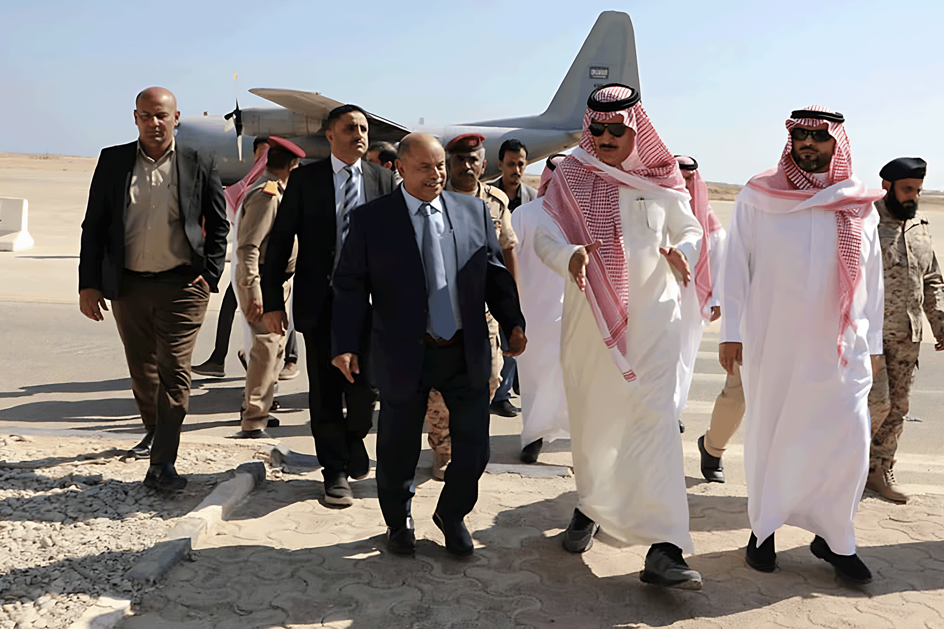 «قفزة دبلوماسية جديدة» وفد سعودي يصل إلى حضرموت ويعلن عن اتفاق تهدئة