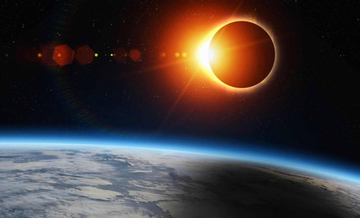 «اكتشاف مثير في مدينة عربية» كورونا الشمس يُظهر وجهه الخفي في ظاهرة نادرة