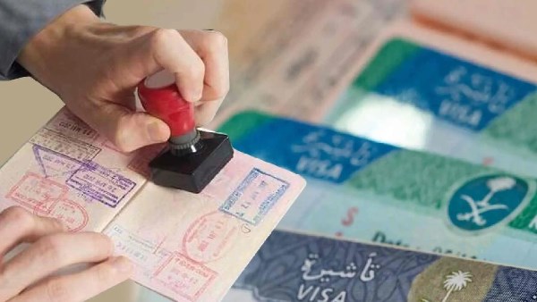 «دليل شامل للحصول على تأشيرة الزيارة العائلية في السعودية» الشروط والإجراءات المطلوبة