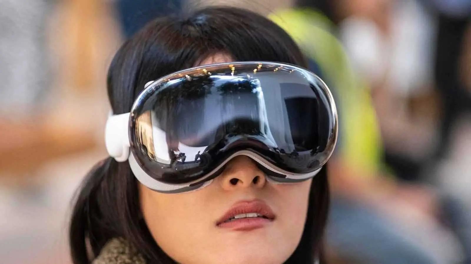 «تحديثات جديدة تعزز مزايا “Vision Pro” من أبل»