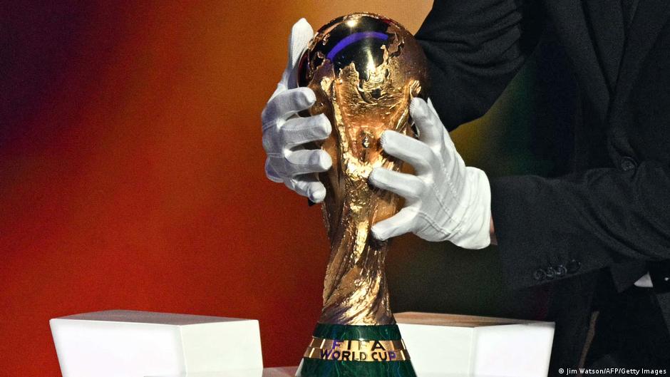 «انتقادات حادة من مصر وإيران لتخصيص مباراتهما في المونديال لدعم حقوق المثليين»