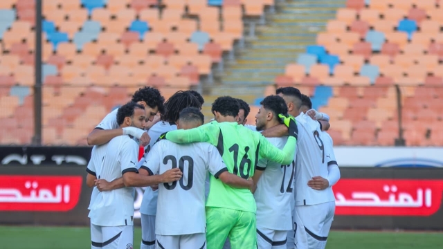 «مواجهة مثيرة بين مصر والكويت في كأس العرب 2025»