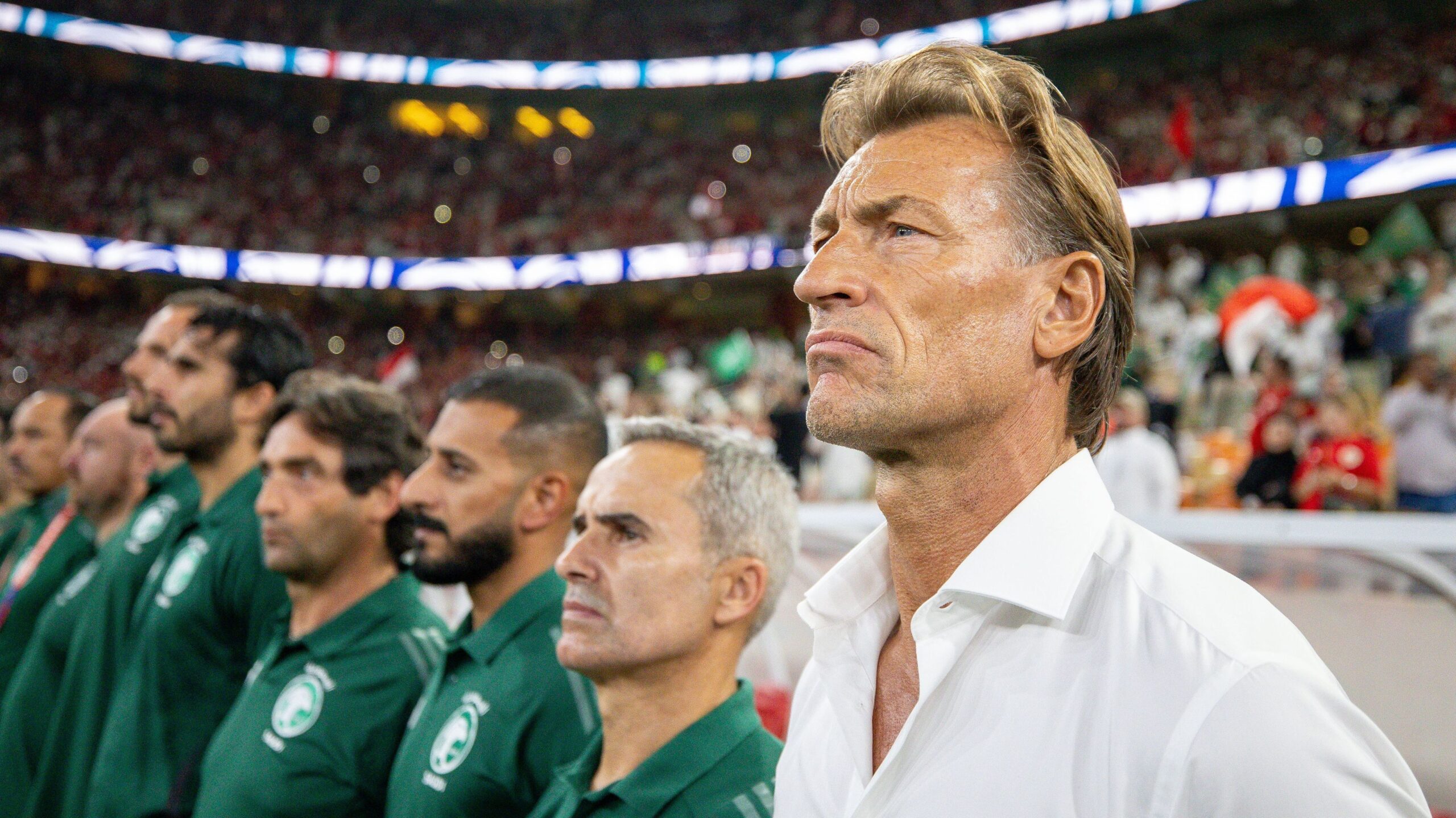 «لا تفوتوا اللحظة» نقل مباشر لمباراة السعودية وعمان في كأس العرب 2025