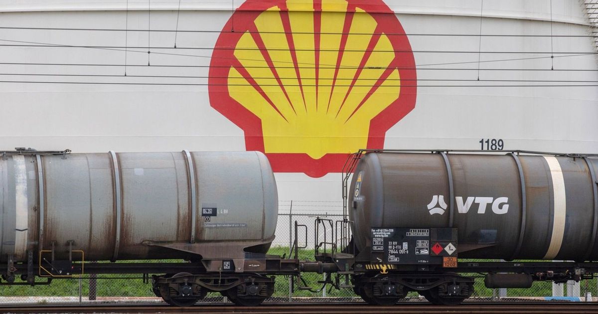 «مفاوضات بين “شل” و”بتروناس” لزيادة أسعار توريد الغاز في مصر»