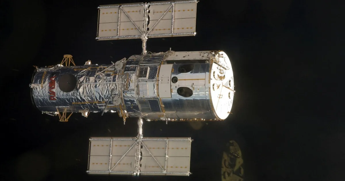 «التأثير السلبي للأقمار الاصطناعية على فعالية التلسكوبات»