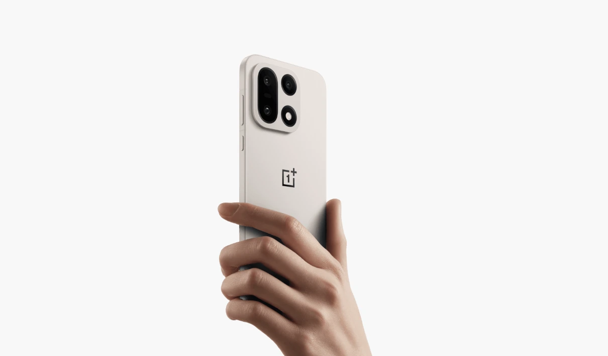 «وحش البطارية والأداء» OnePlus 15R ينافس بقوة أبرز هواتف Honor