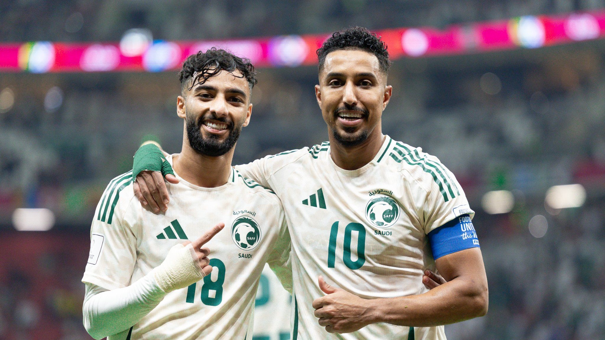 «تابعوا لحظات الحماس» بث مباشر لمباراة المنتخب السعودي أمام المغرب في كأس العرب 2025