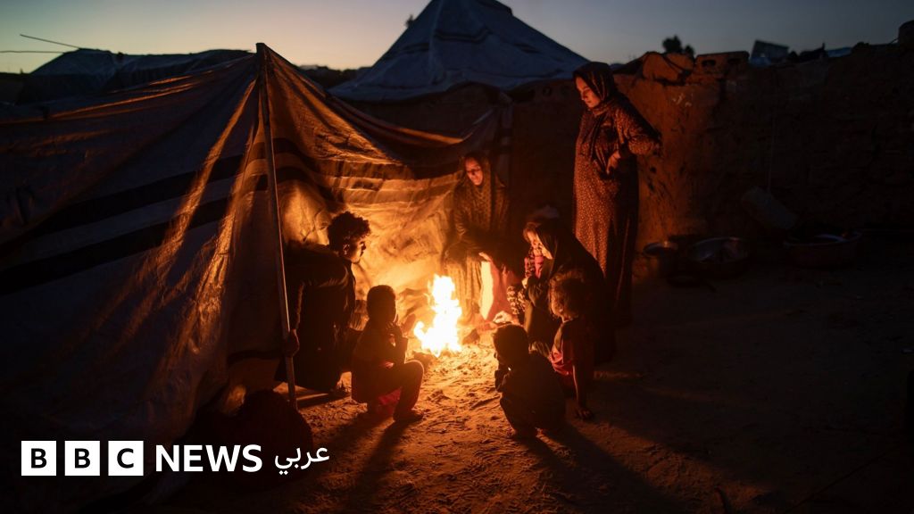 «بريطانيا تعبر عن استيائها من تأخر وصول المساعدات إلى غزة بعد عام على وصول الخيام»