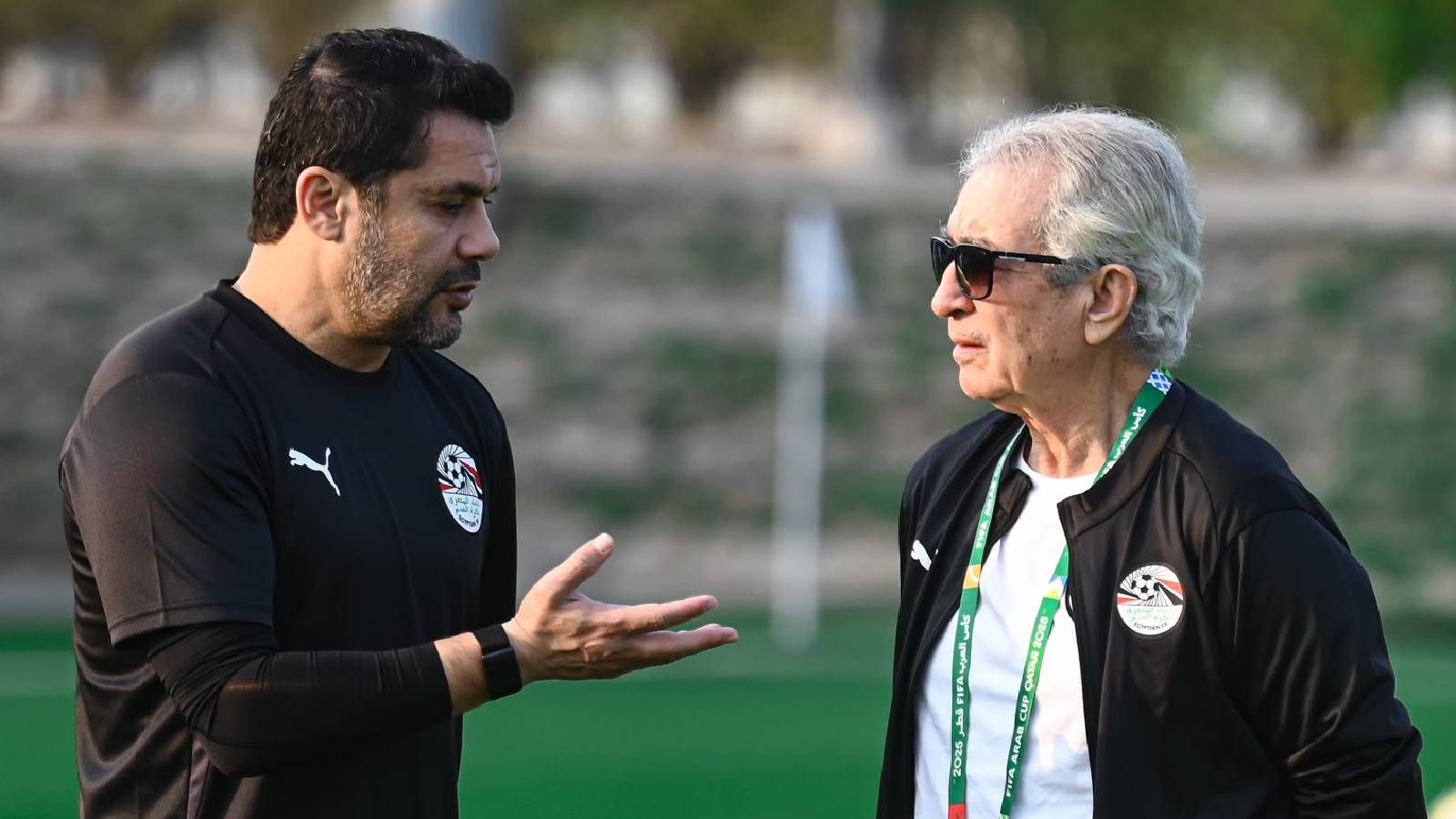 «توقعات مثيرة قبل اللقاء المرتقب» أحمد حسن يوجه رسائل نارية قبل مباراة مصر والإمارات