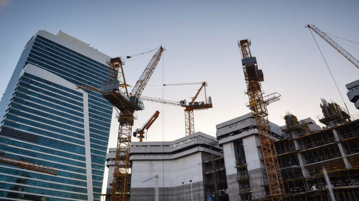 «استثمارات مصرية بقيمة مليار دولار تغزو عُمان… 6 شركات عقارية عملاقة تستعد للعطاء»