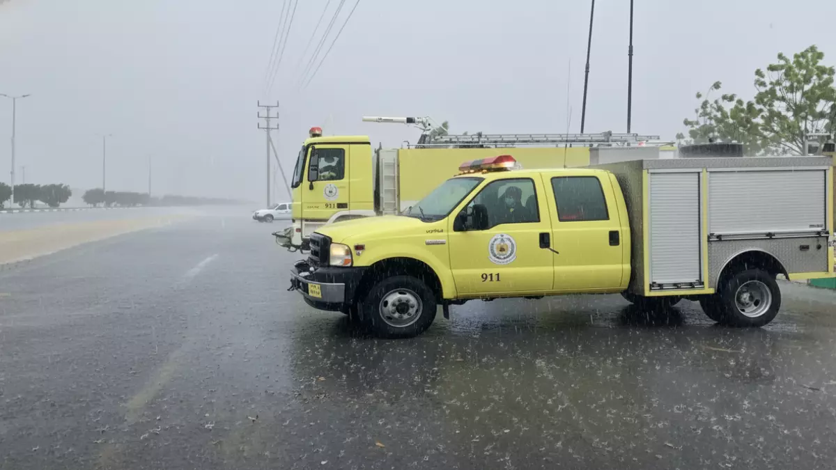 «لحظة تاريخية في المملكة… رجال الإنقاذ يتواصلون مع الضحايا قبل إنقاذهم – كيف تم ذلك»