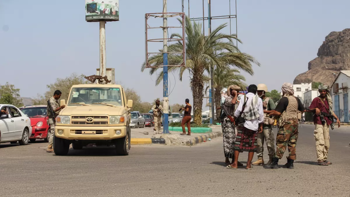 «تسارع الانتقالي في السيطرة على خمس مدن نفطية رئيسية – حضرموت تثبت سيادتها الكاملة»