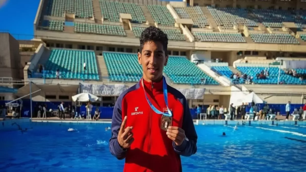 «مأساة في المسبح: طفل يبلغ من العمر 12 عامًا يغرق وسط الحضور ويكتشف بعد 3 دقائق و34 ثانية»