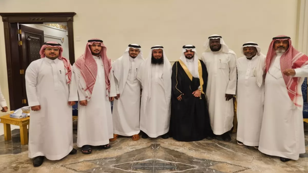 «احتفالات مميزة في زفاف فهد الأسطوري بعائلة اليوبي بجدة – اكتشف التفاصيل الحصرية!»