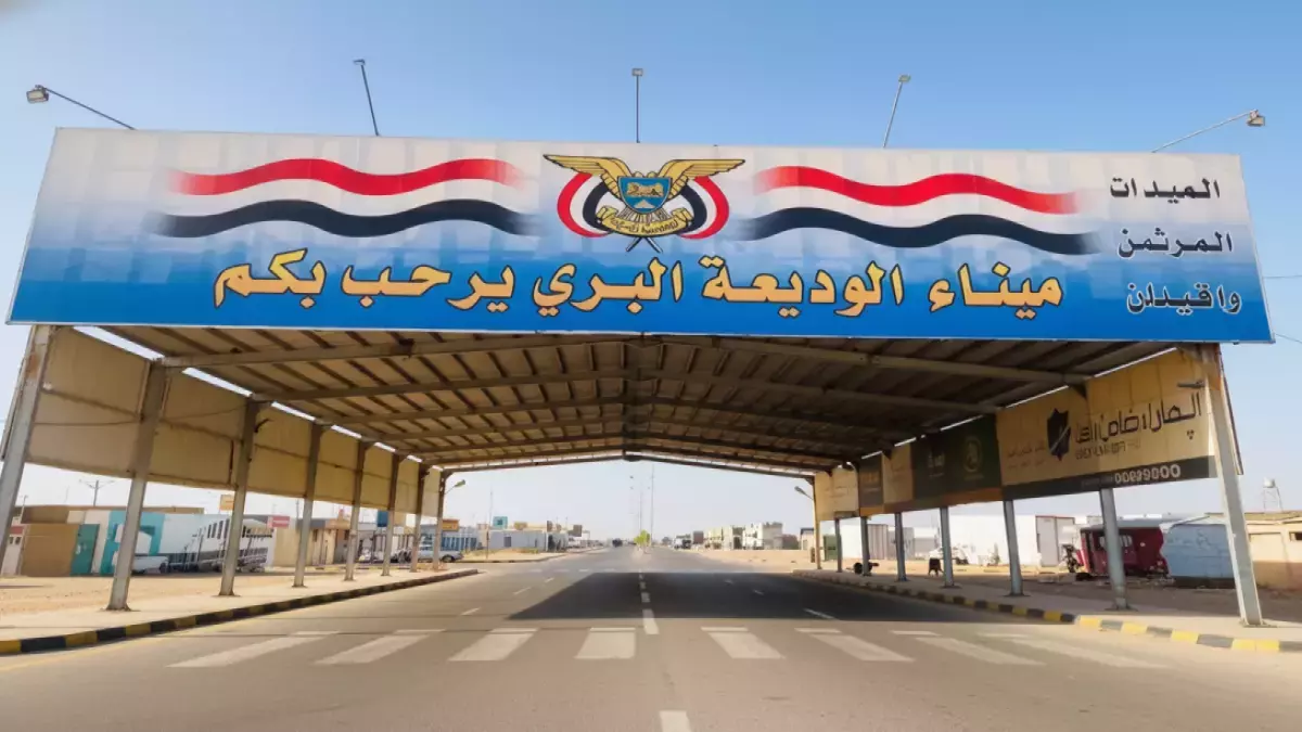 «صادم: 183 حافلة وهمية تسبب ذعر المسافرين وكيف خدعت وسائل الإعلام الجمهور منذ 8 أشهر»