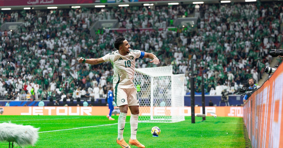 «العودة القوية للأخضر» سالم الدوسري يتألق في مواجهة جزر القمر ويؤكد: «هدفنا النهائي ولن أتحدث عن المونديال الآن»